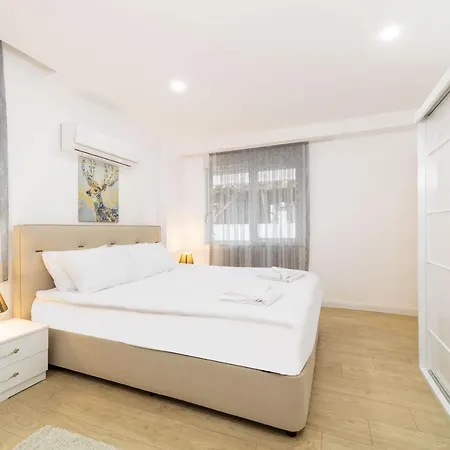 Daire Central And Fresh Near Popular Attractions In Muratpasa, Antalya